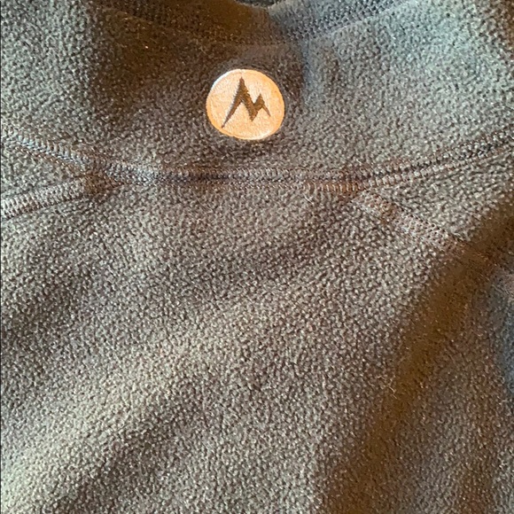 Marmot polarizes men’s medium fleece 1/4 zip.Black - Picture 4 of 4